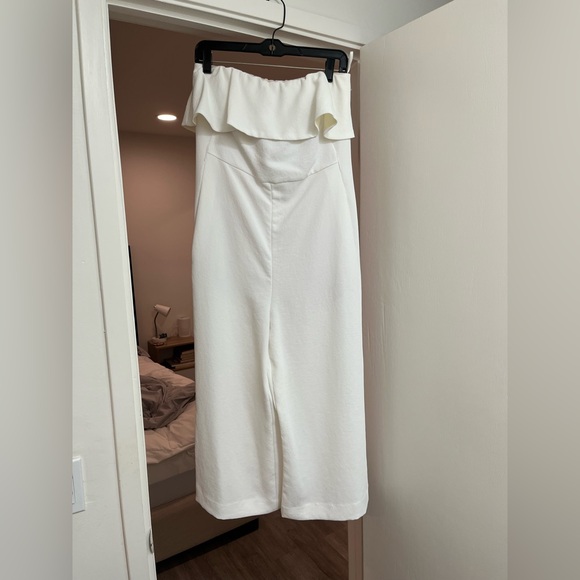 Aritiza Babaton Strapless Ruffle
Jumpsuit Wideleg - Picture 4 of 5